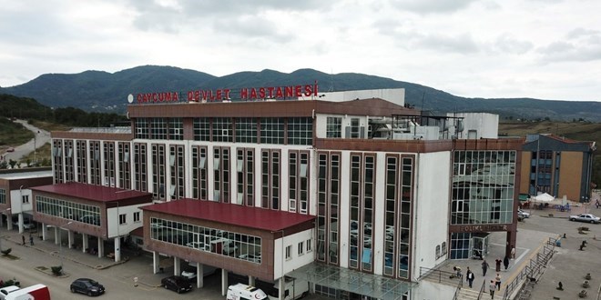 16 yasindaki kiz karin agrisi sikayetiyle hastaneye gitti hamile oldugunu ogrendi hzeQQRpR.jpg