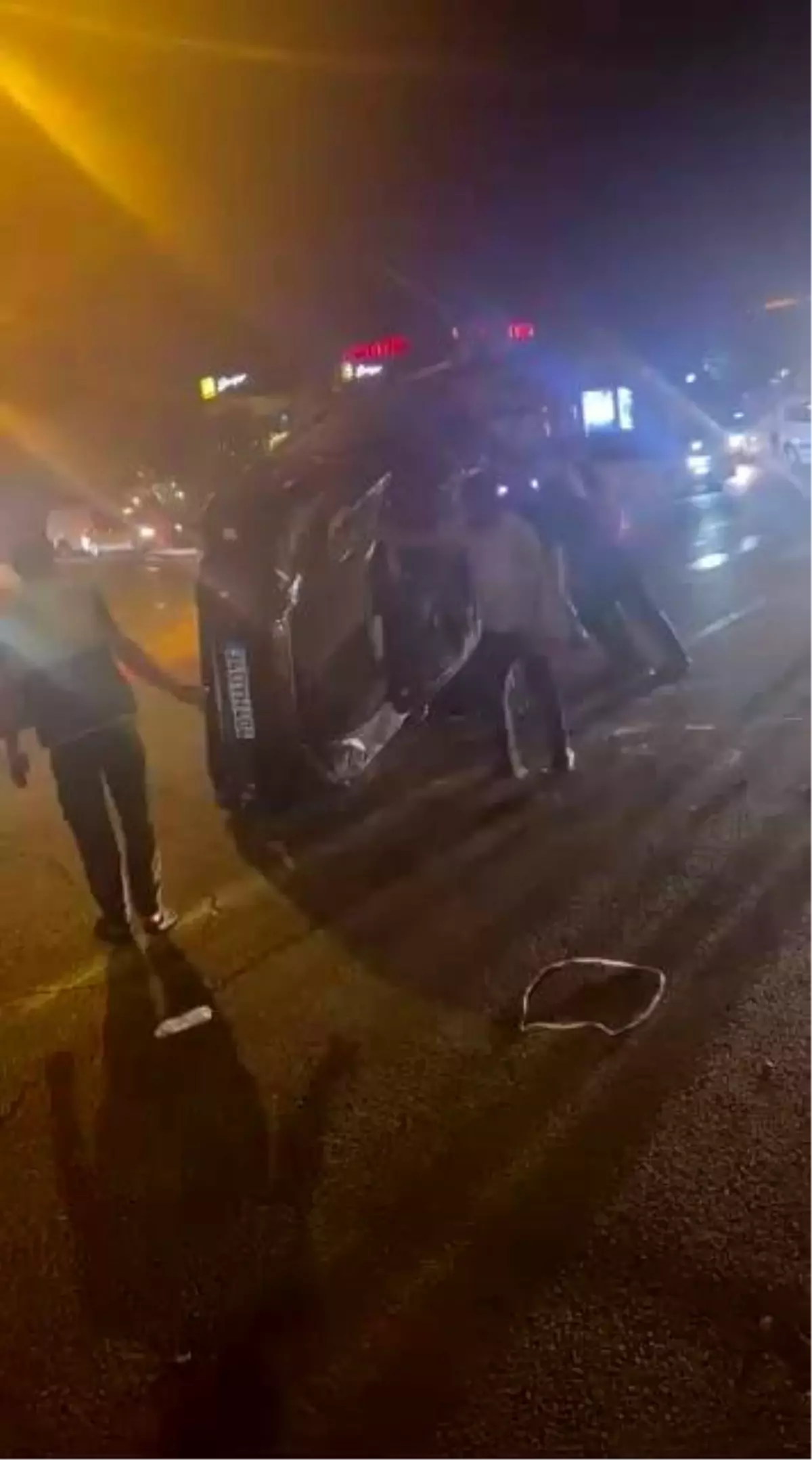 diyarbakirda takla atan aracta 1 yarali IByLx5eB.jpg