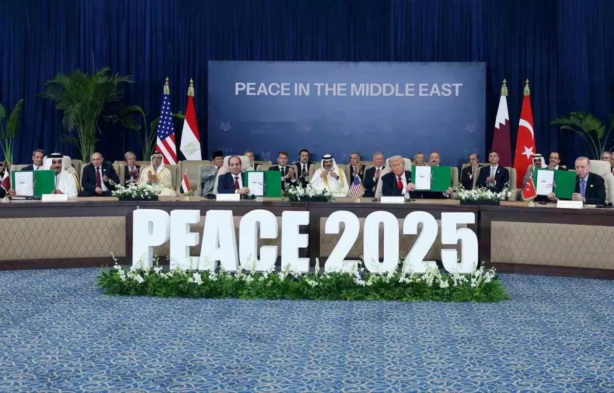 erdogan gazzede kalici ateskes icin zirveye katildi 6Q5KsvFW.jpg