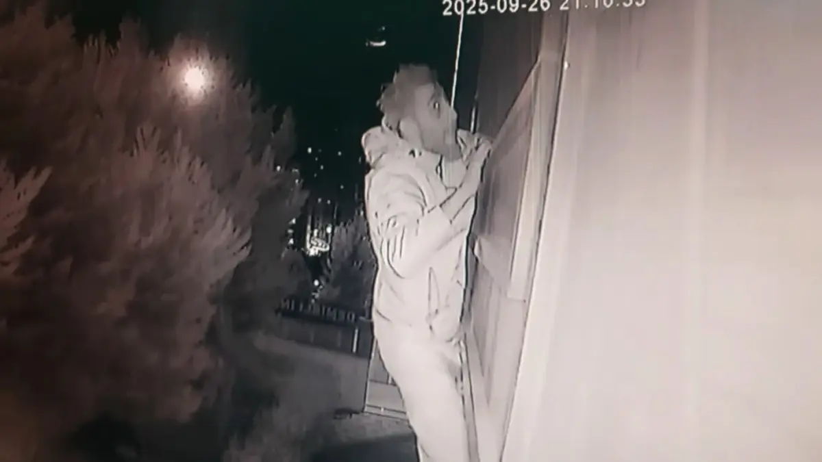 kadikoyde hirsizlik iki supheli tutuklandi OYcLhMHJ.jpg