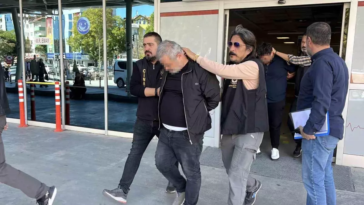 konyada galericide kavga bir kisi olduruldu baba ve oglu gozaltina alindi WN5kLL4D.jpg
