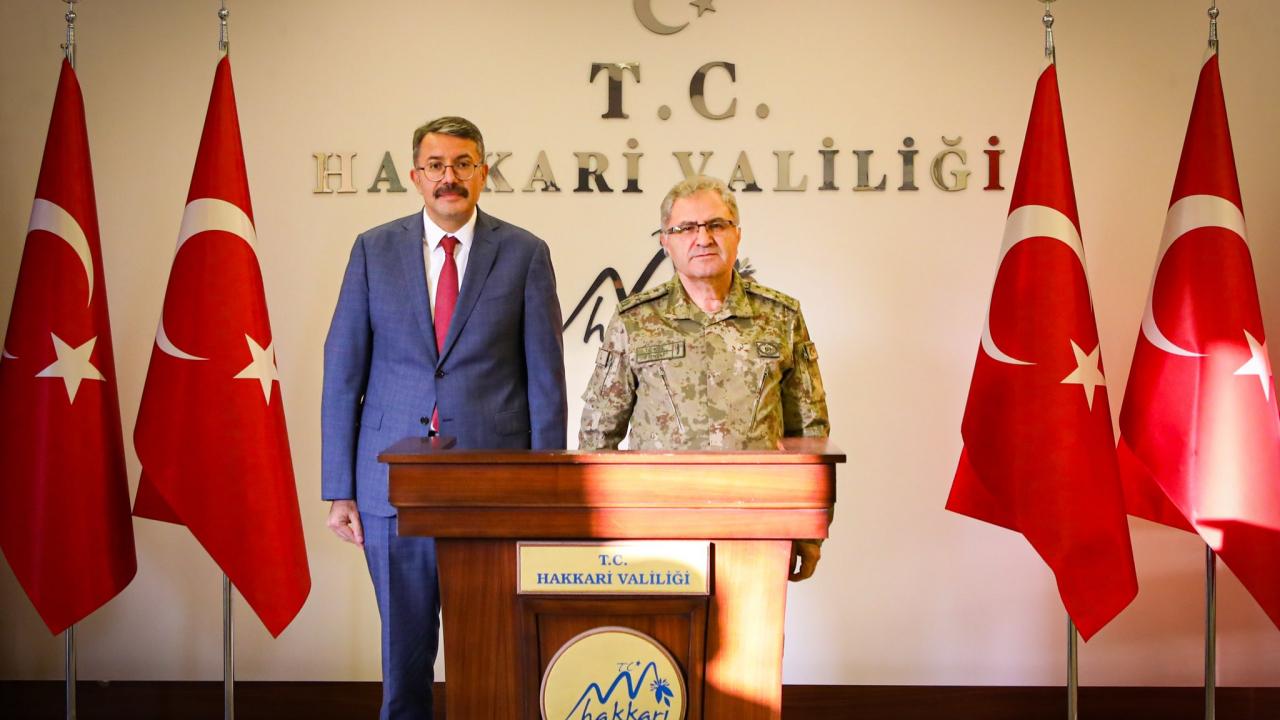 orgeneral tokelden hakkariye kritik ziyaret ggaKiGzb.jpg