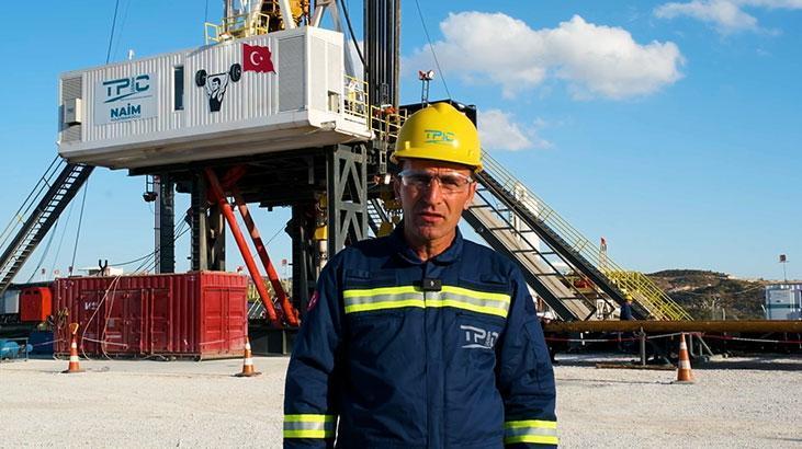 koyunu terk etmek zorunda kaldi 35 yil sonra ayni topraklarda petrol uretimine katildi A6KW9C2B.jpg